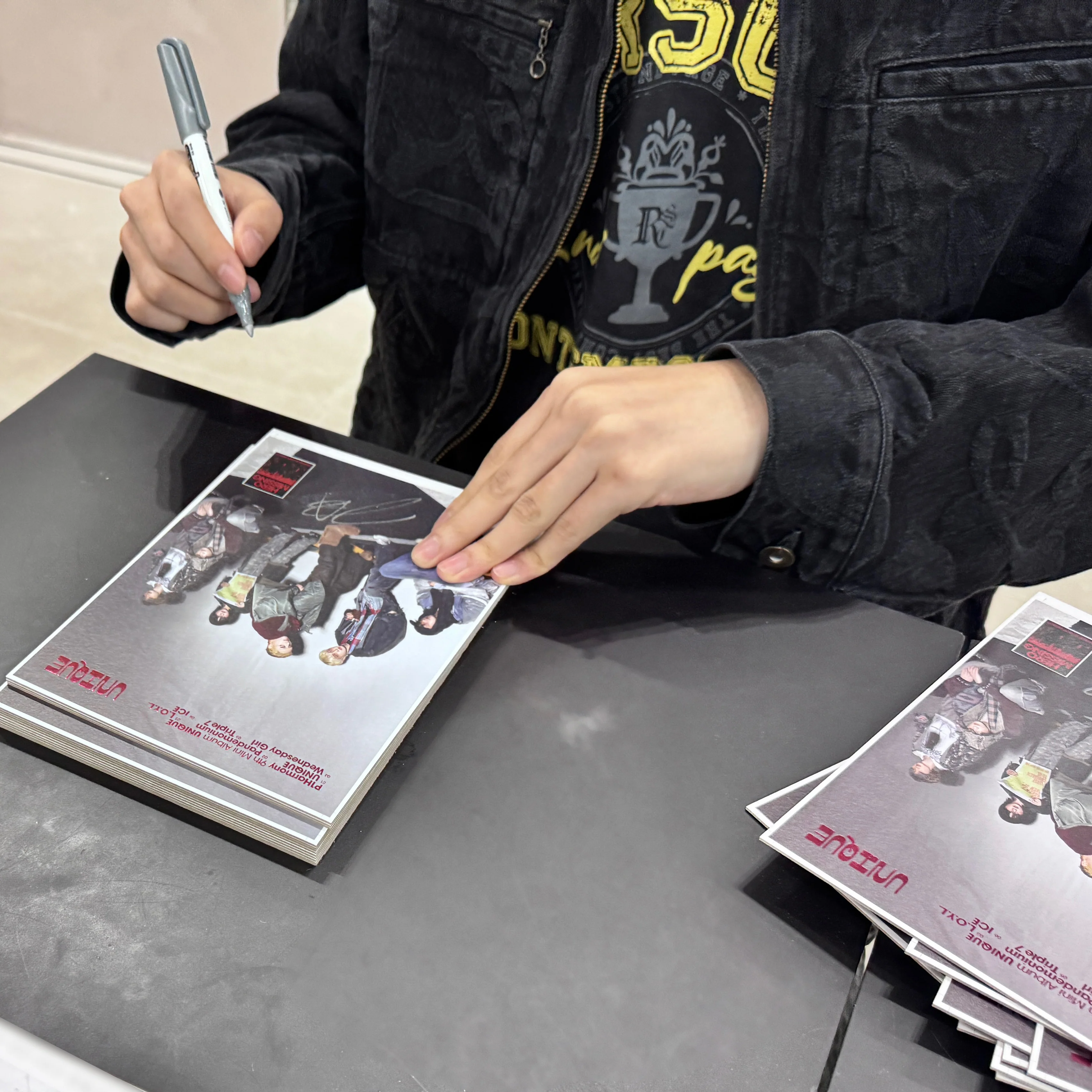 [Signed] P1Harmony - UNIQUE - Image 8